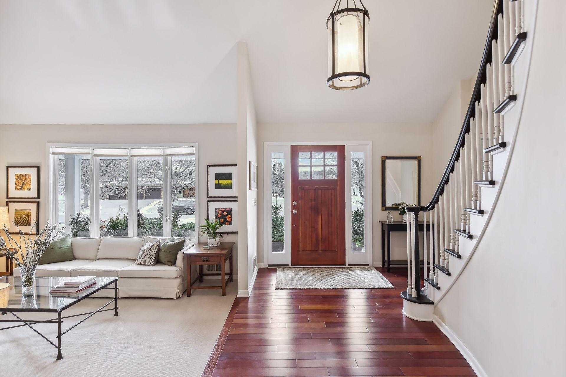 5921 Bonnie Brae Drive