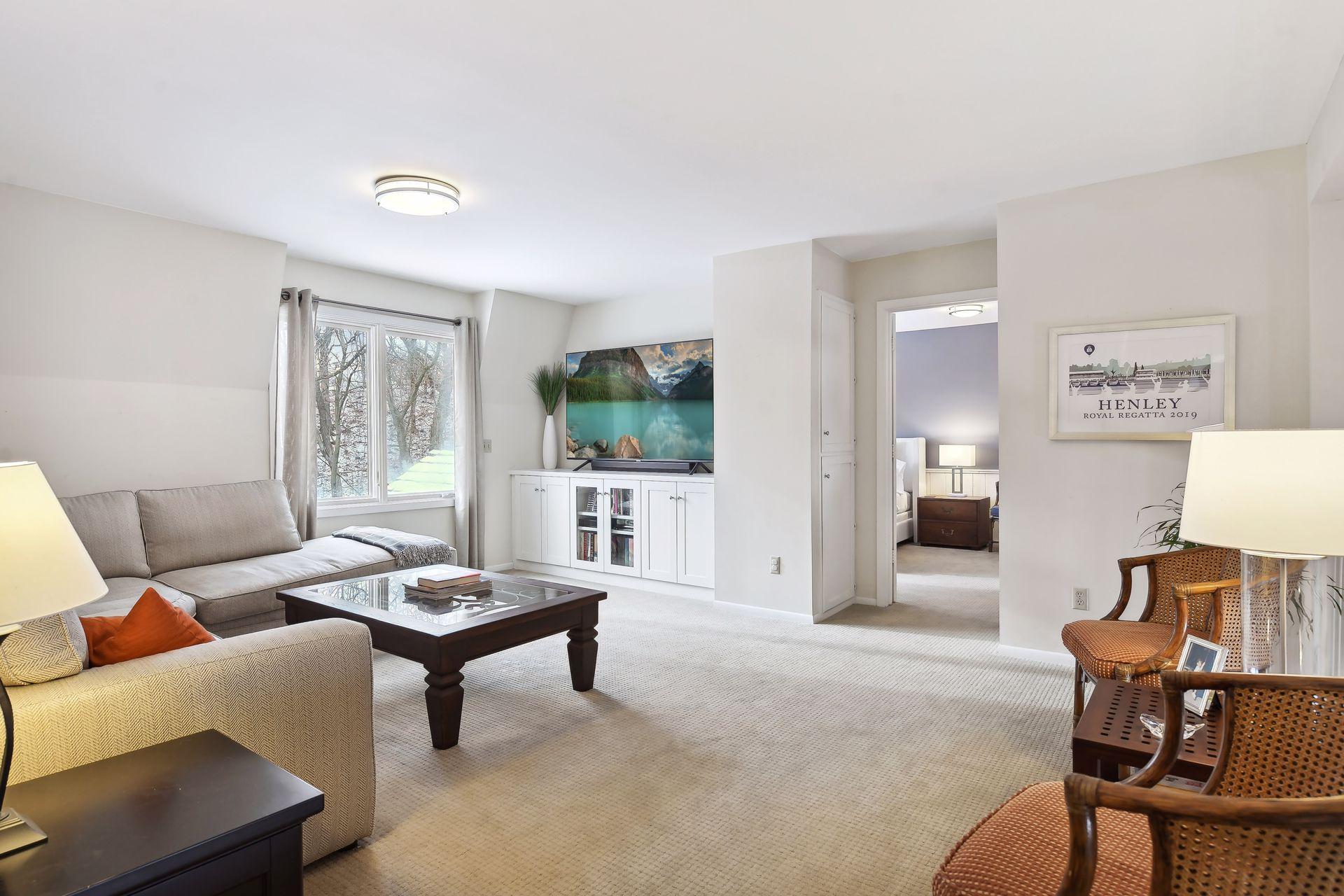 5921 Bonnie Brae Drive