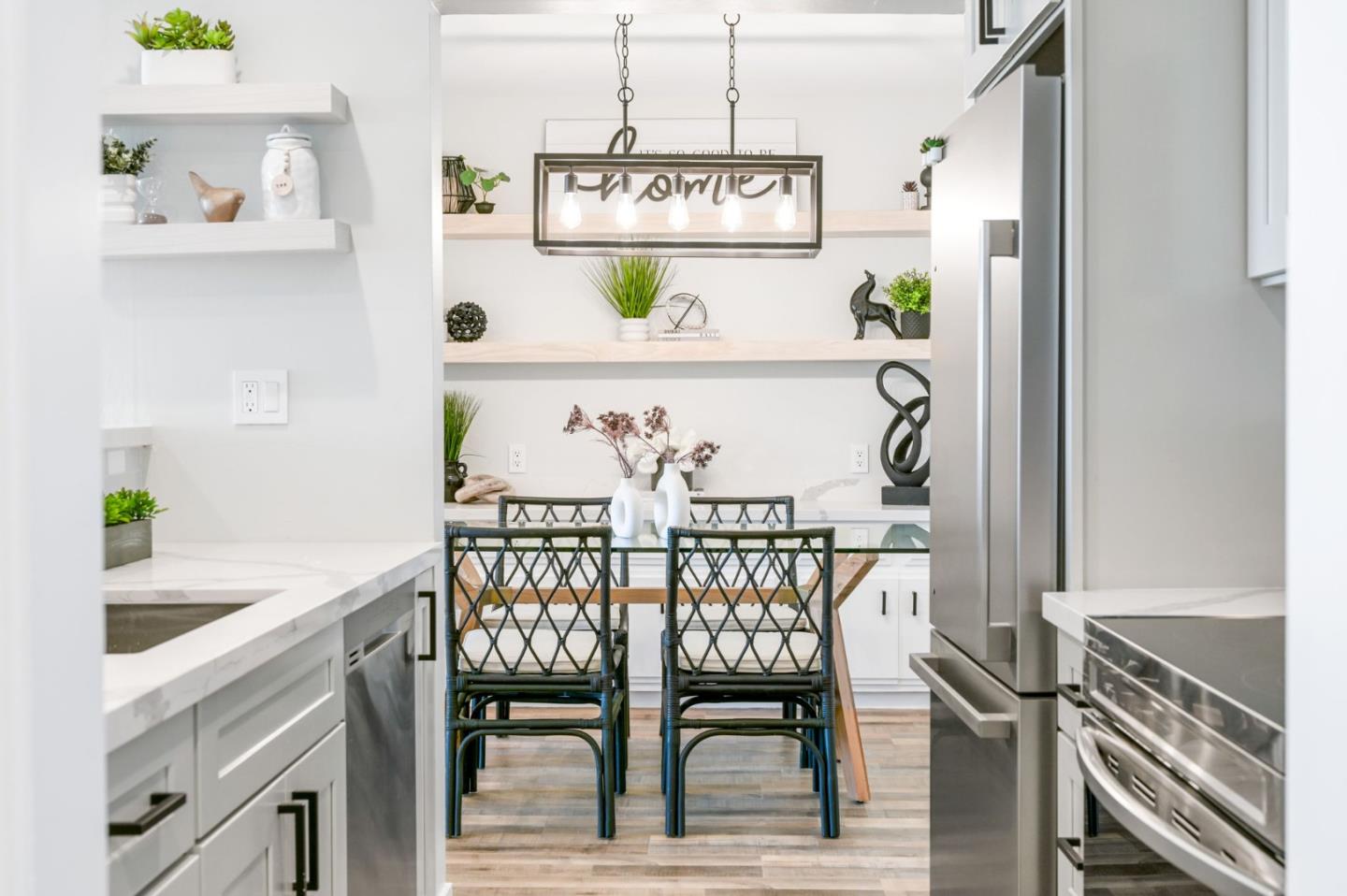 222 Laurel Street 301