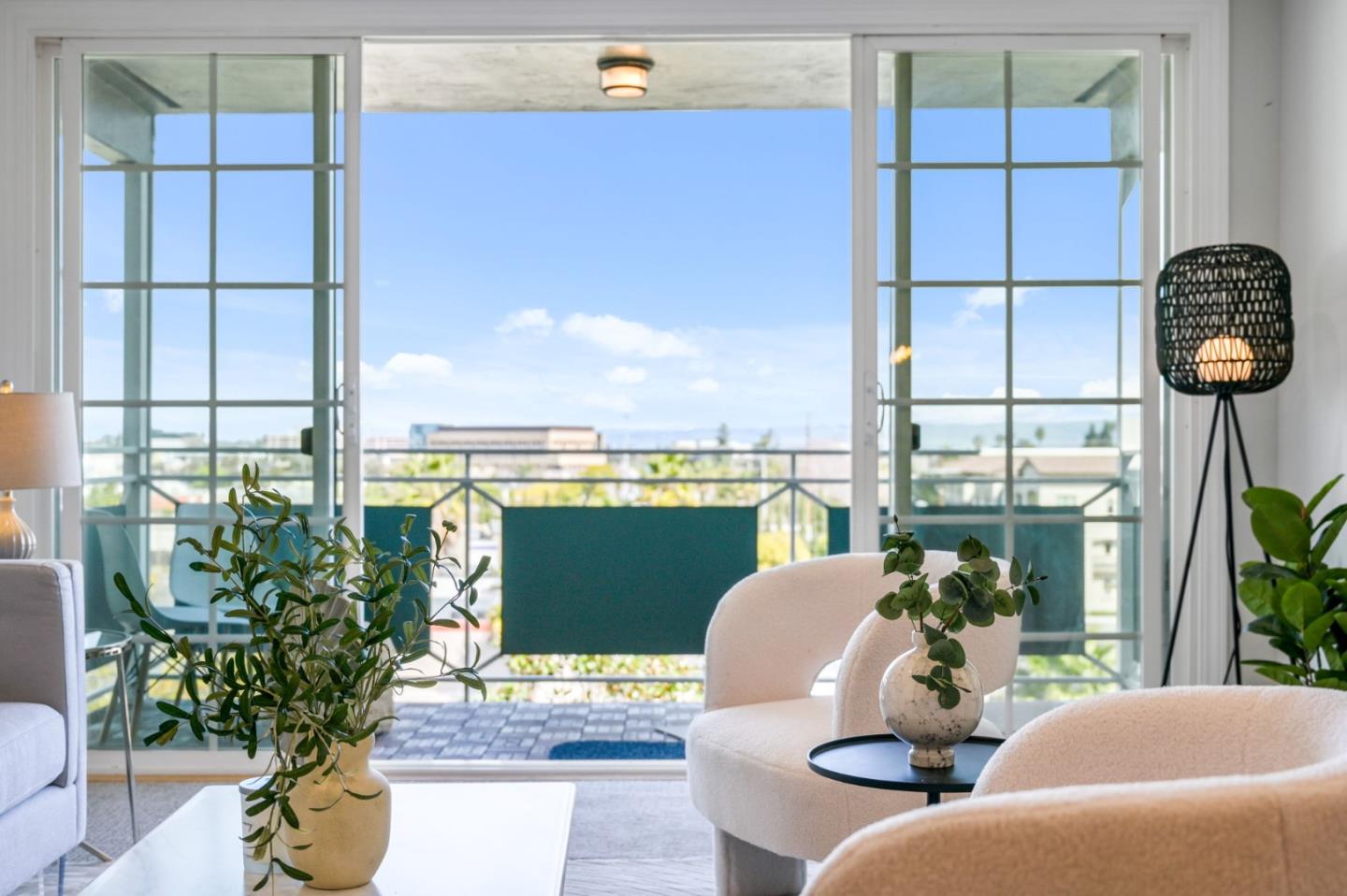 222 Laurel Street 301