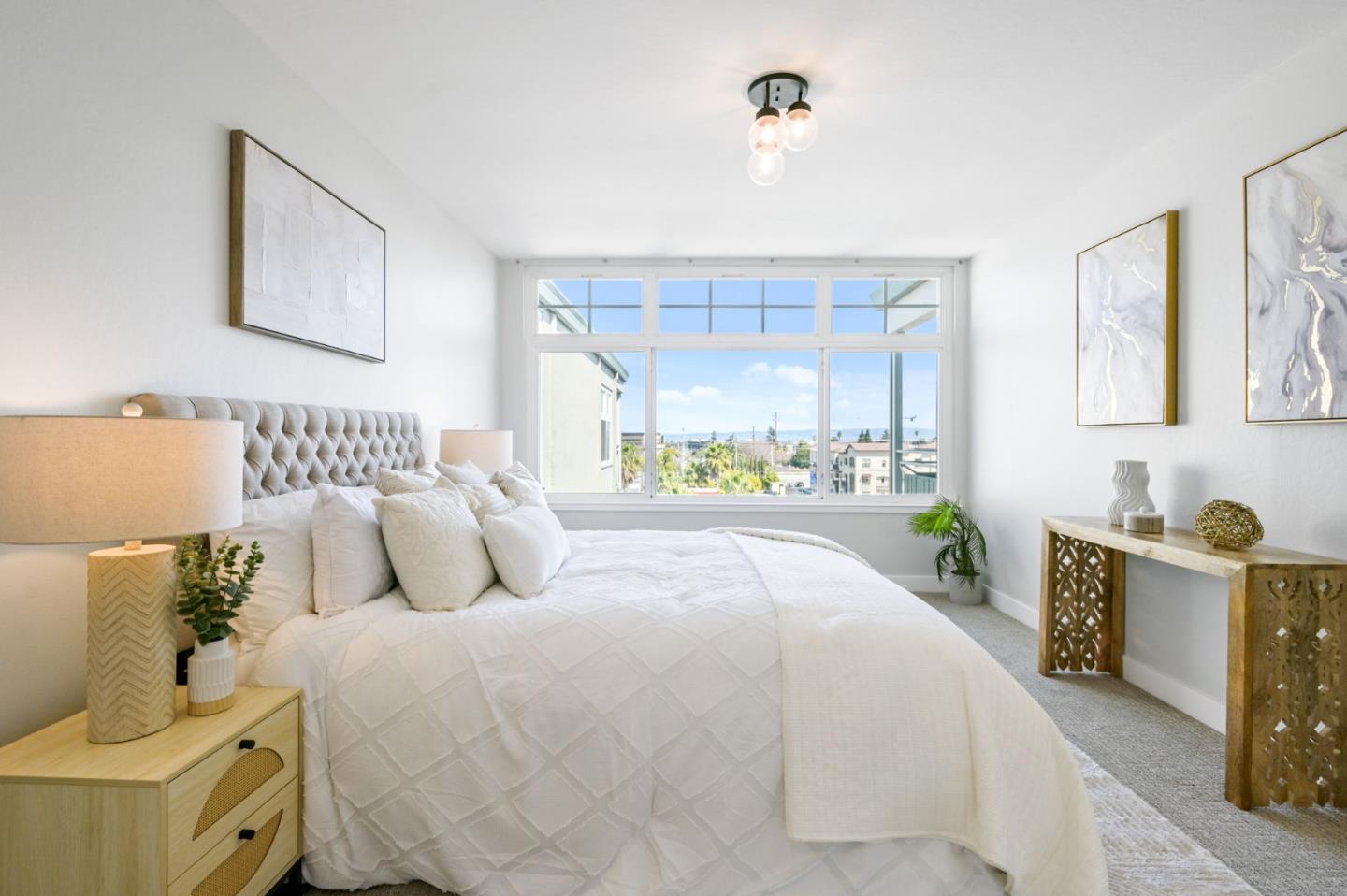 222 Laurel Street 301