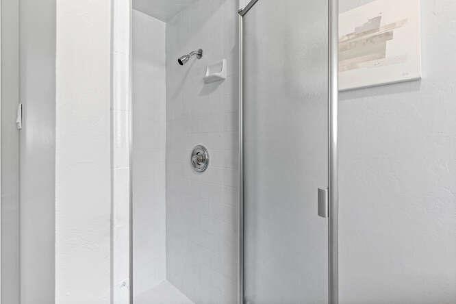 530 Reina Del Mar Avenue