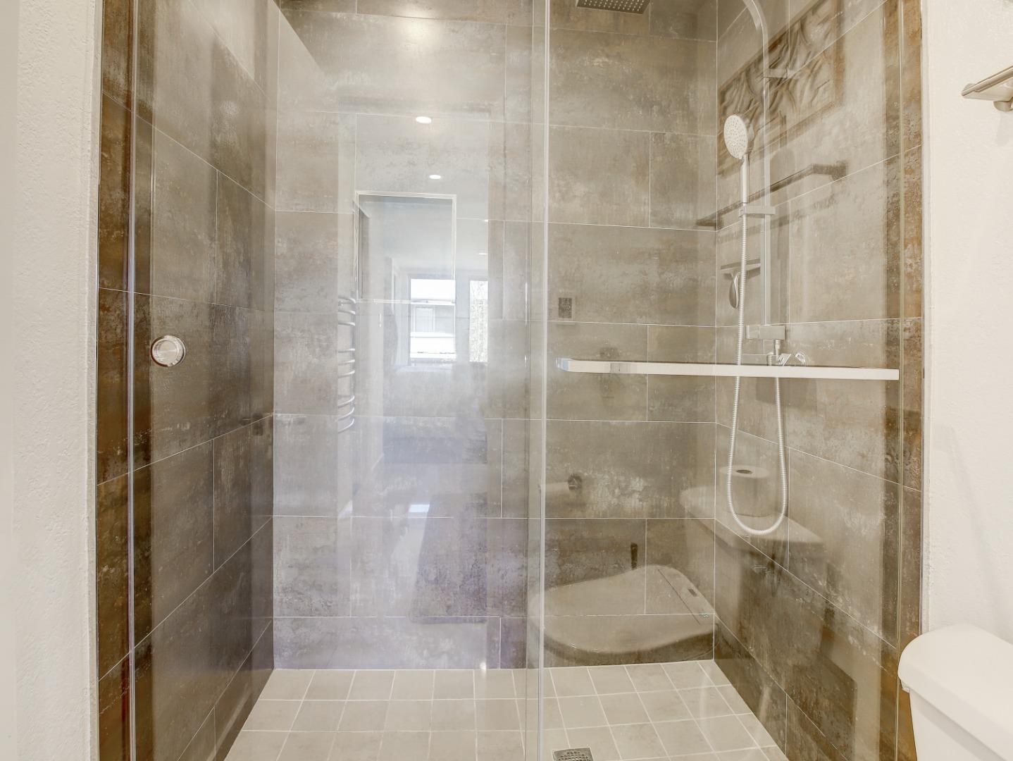 1061 Beach Park Boulevard 304