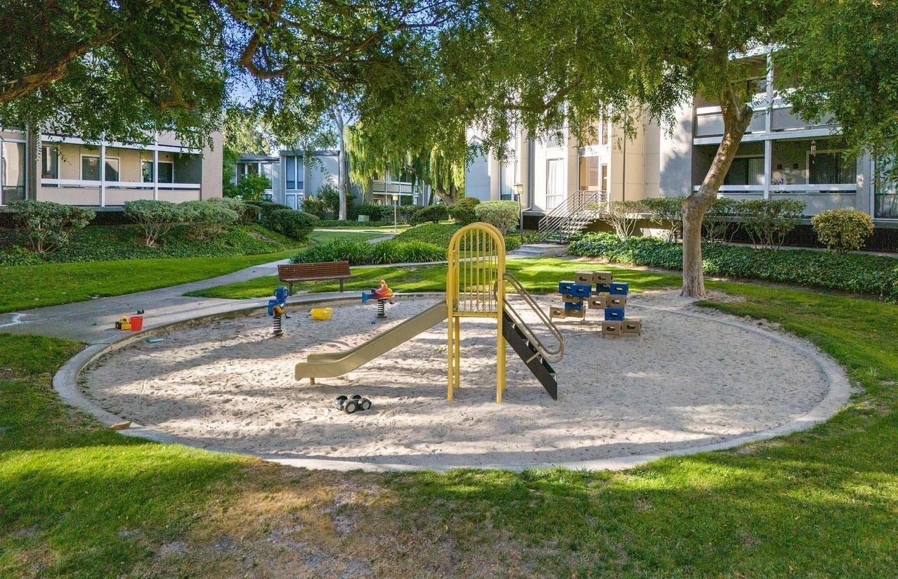 1061 Beach Park Boulevard 304