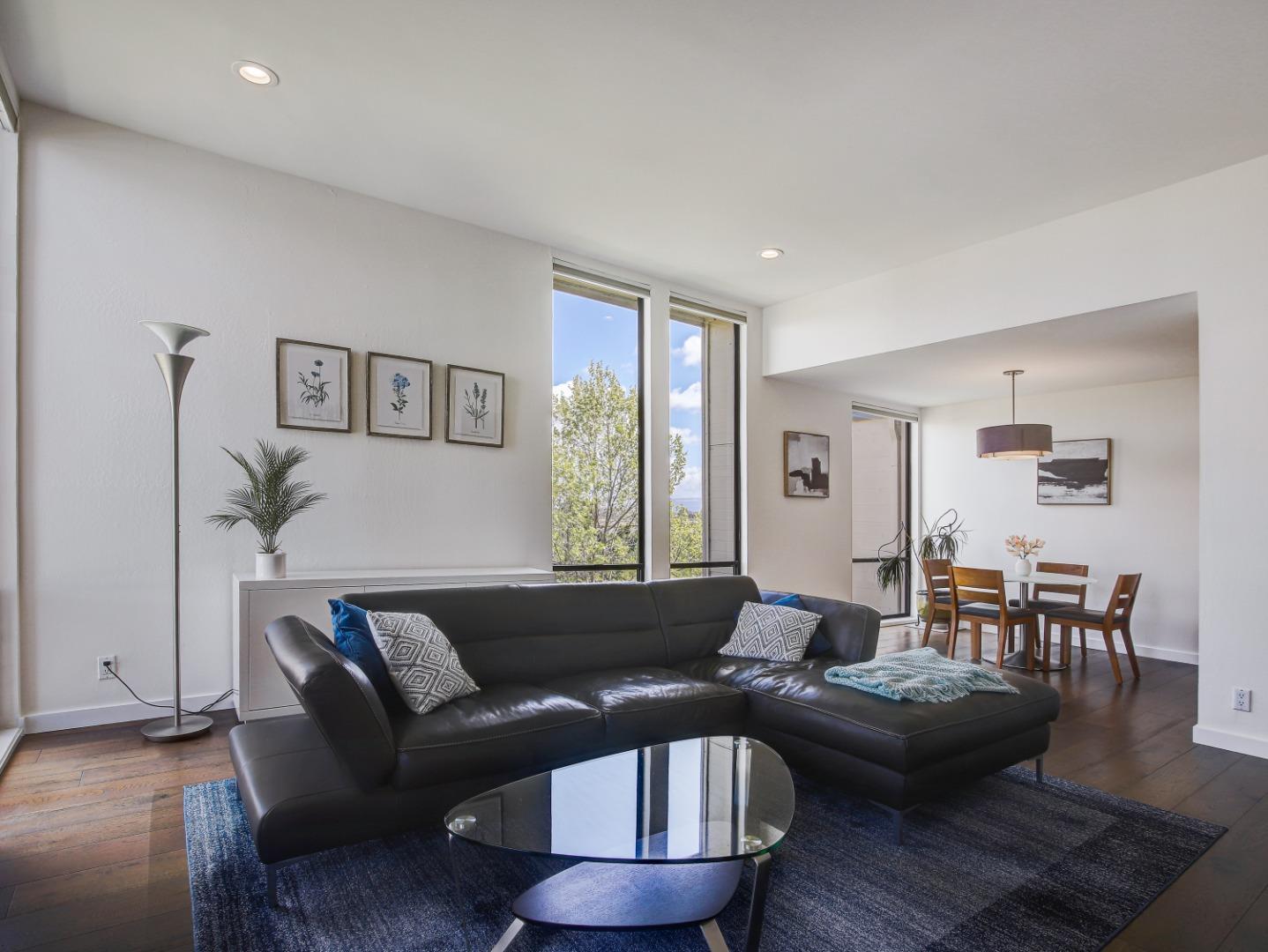 1061 Beach Park Boulevard 304