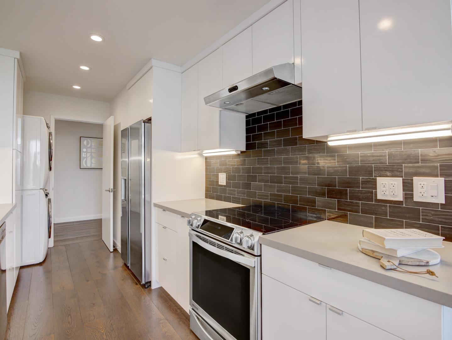 1061 Beach Park Boulevard 304