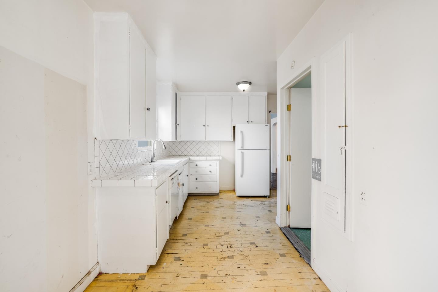 785 Walnut Street
