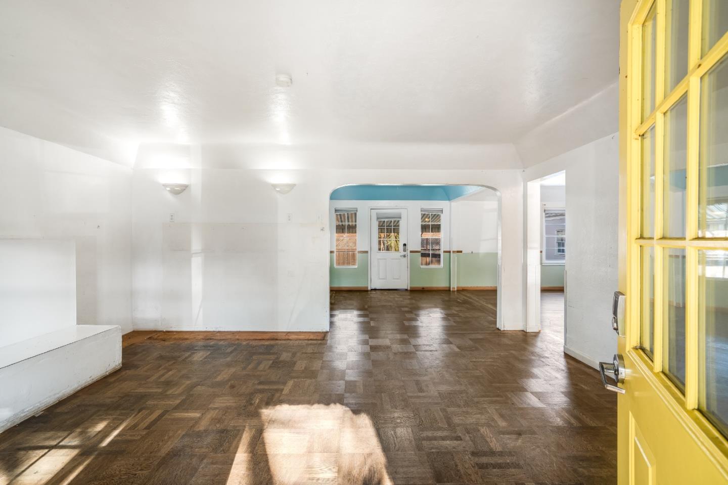 785 Walnut Street