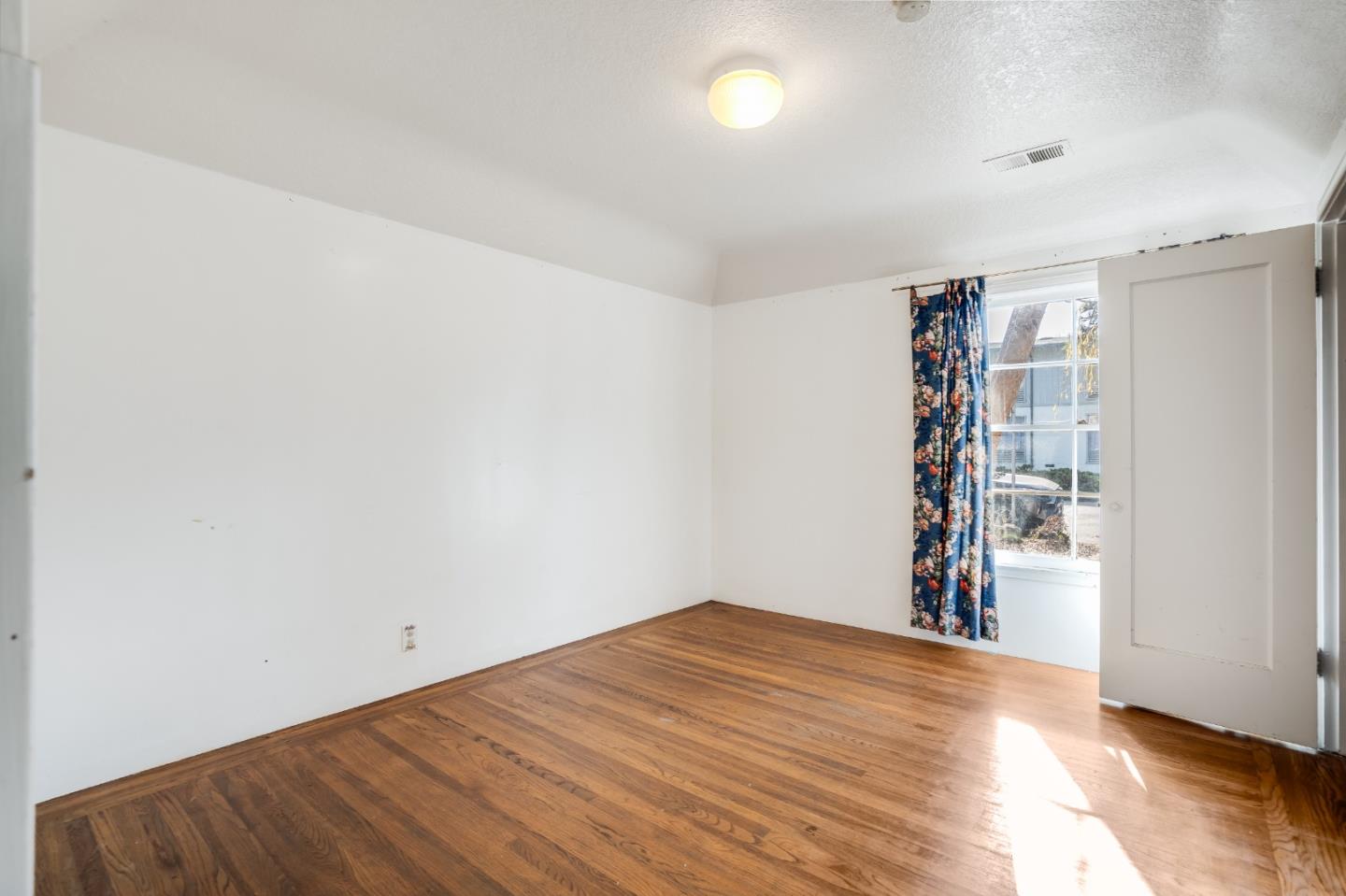 785 Walnut Street