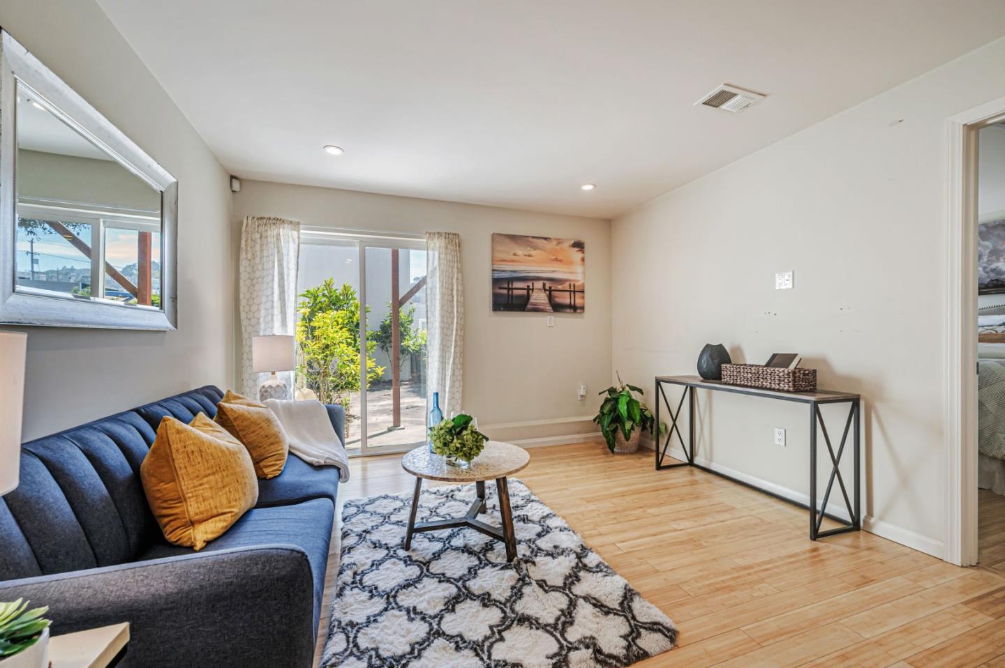 1910 22nd Avenue