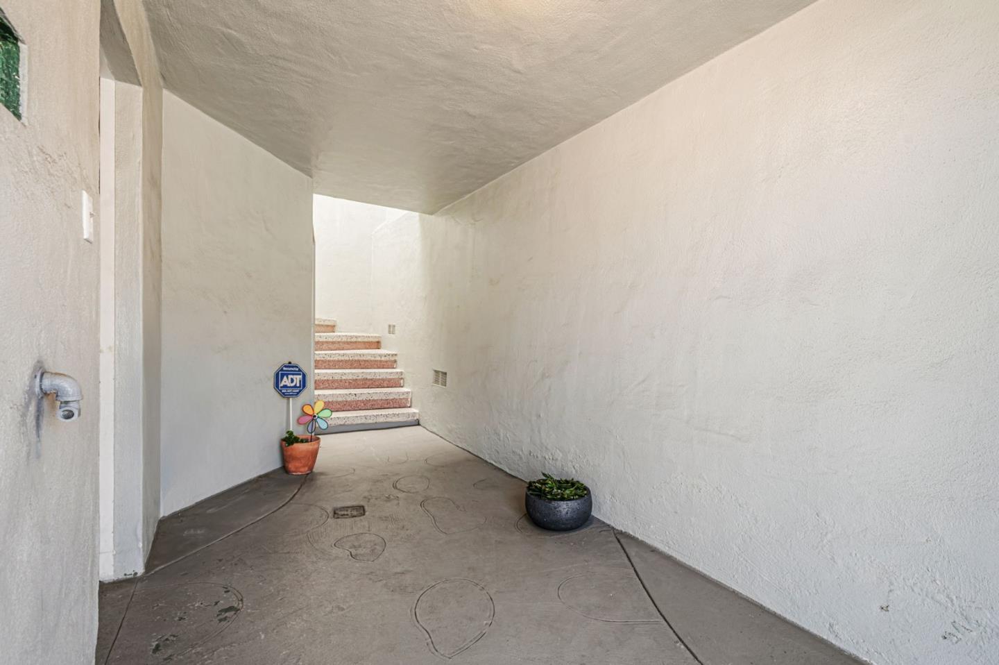 1910 22nd Avenue
