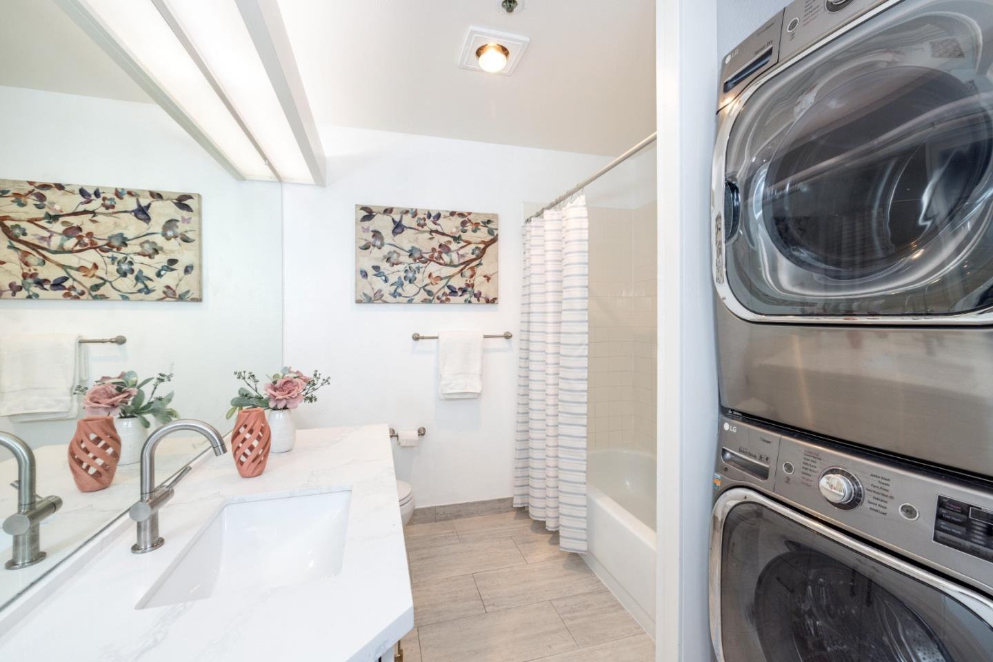 4250 El Camino Real D138