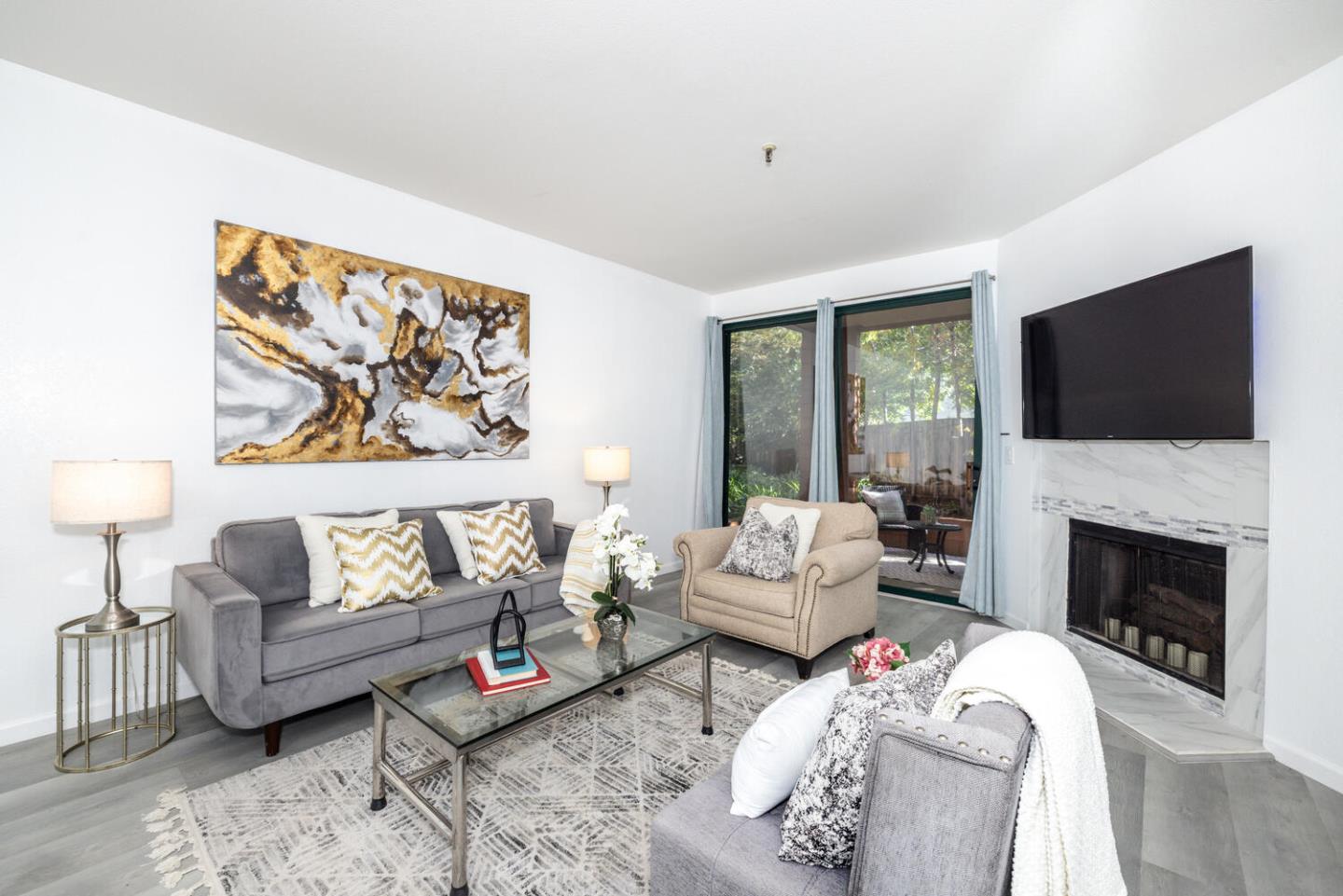 4250 El Camino Real D138