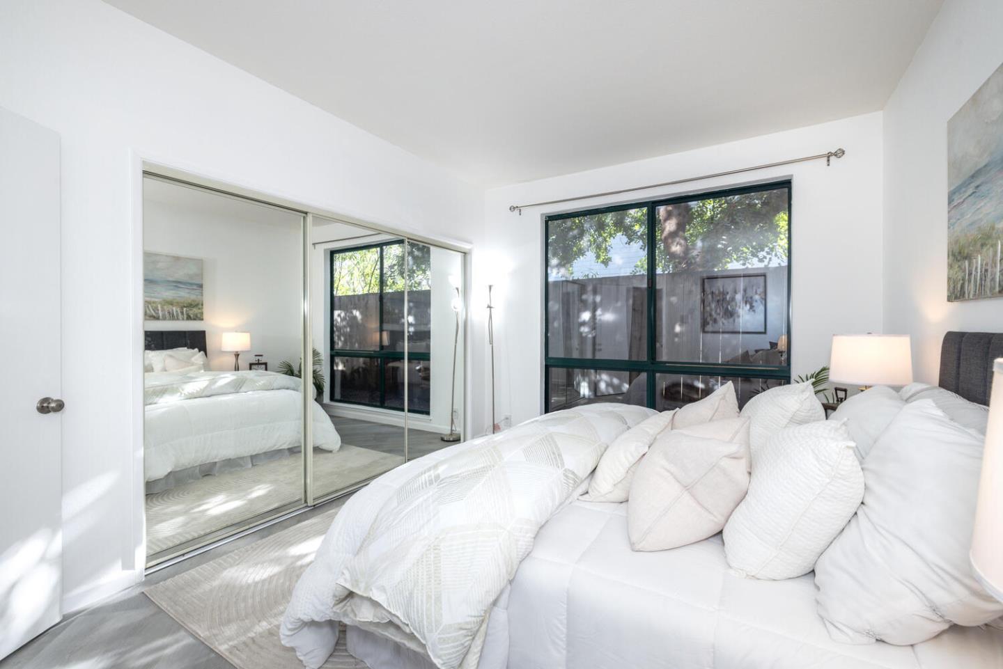 4250 El Camino Real D138