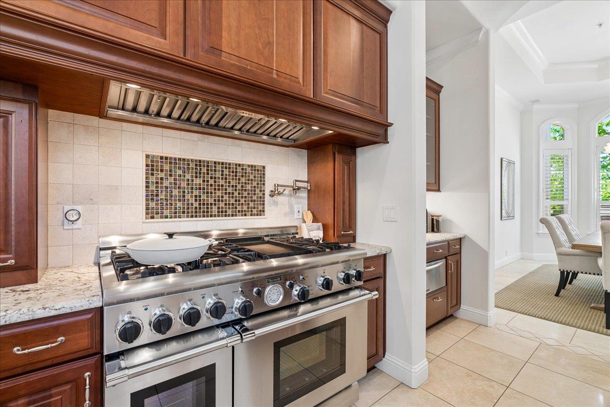 8625 Laurel Mist Court