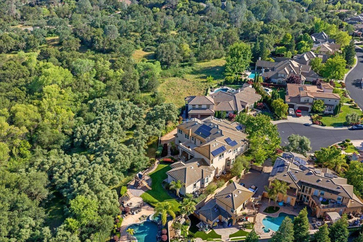 8625 Laurel Mist Court