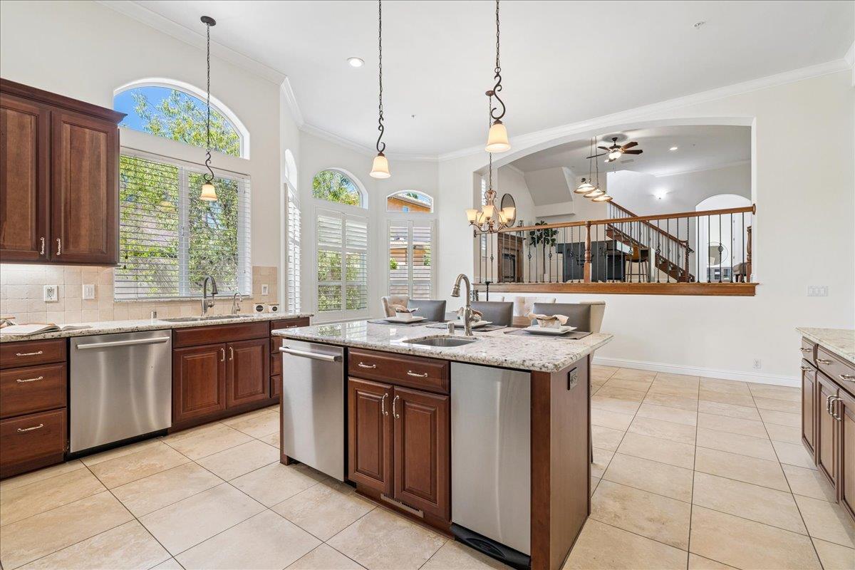 8625 Laurel Mist Court