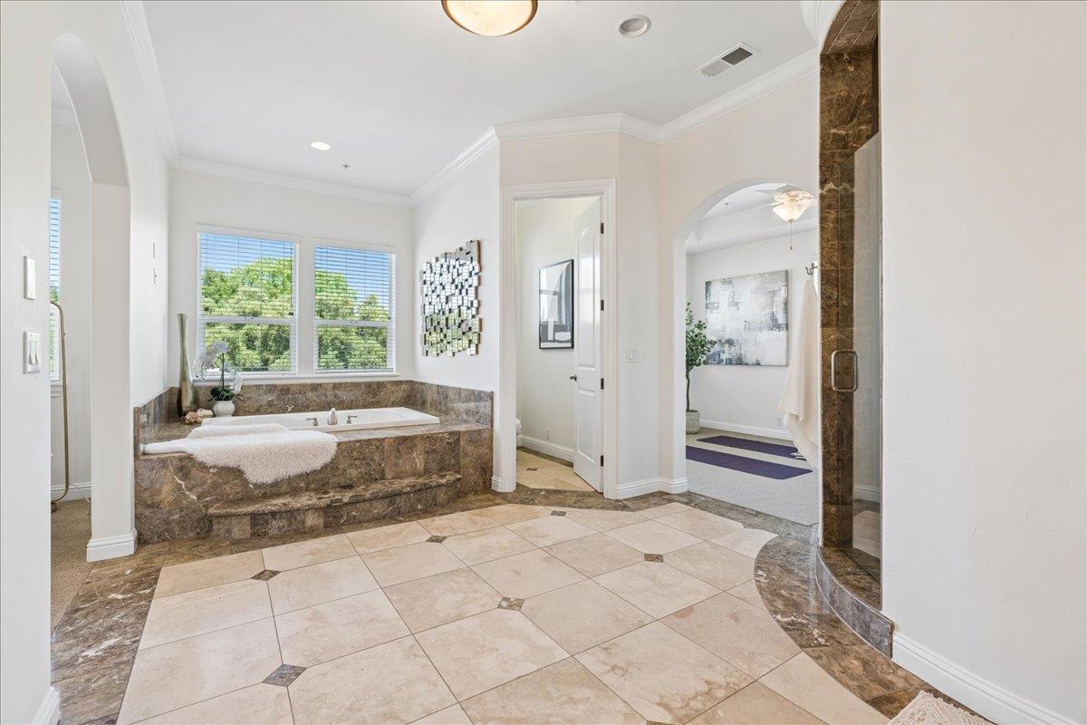 8625 Laurel Mist Court