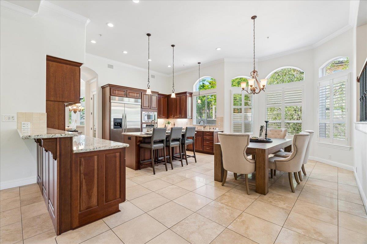8625 Laurel Mist Court