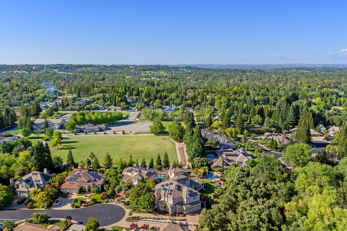 8625 Laurel Mist Court