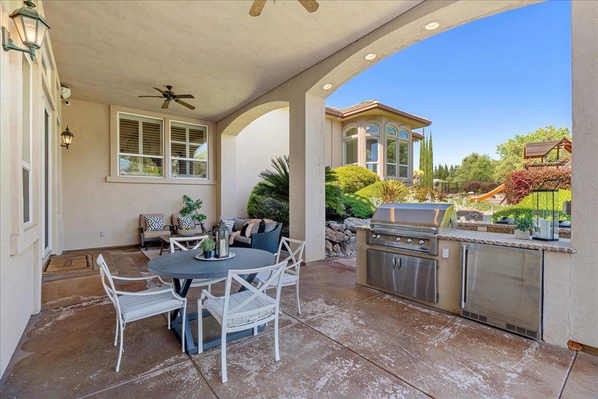 8625 Laurel Mist Court