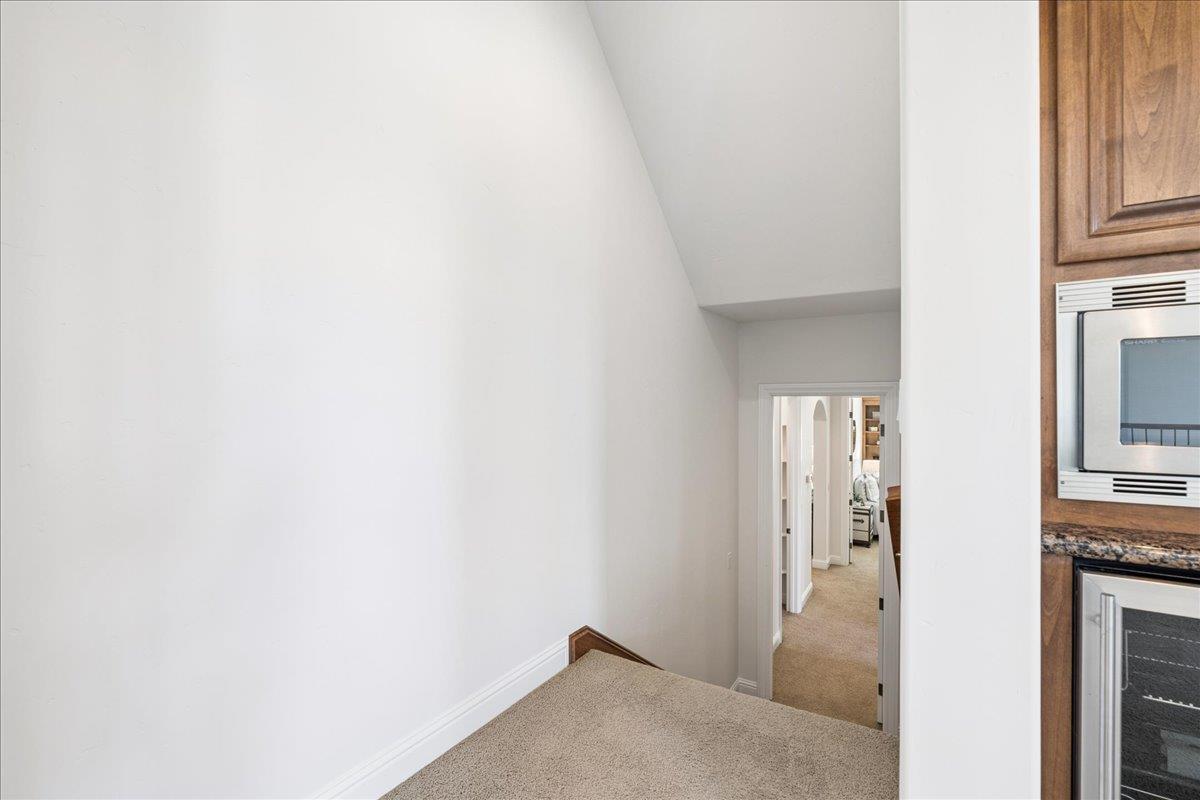 8625 Laurel Mist Court