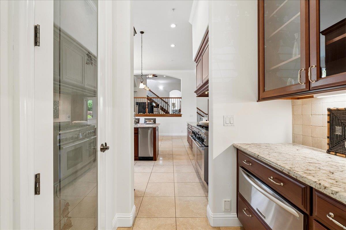 8625 Laurel Mist Court