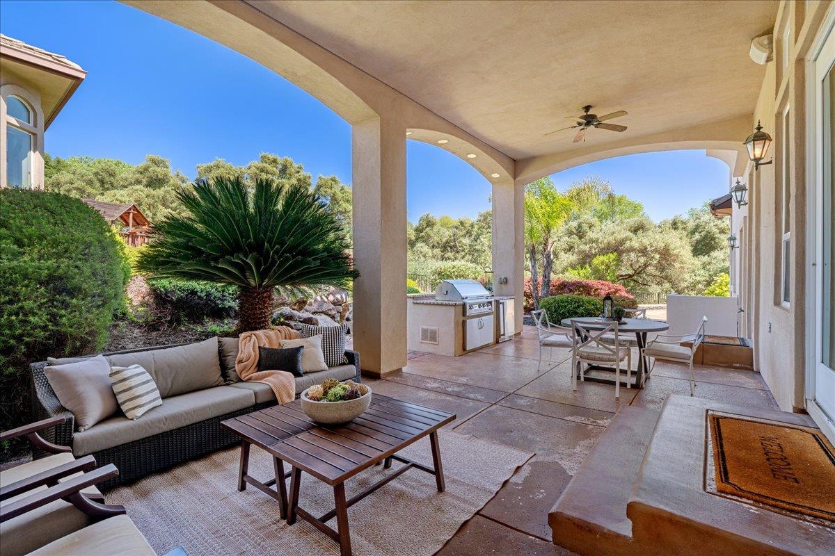 8625 Laurel Mist Court
