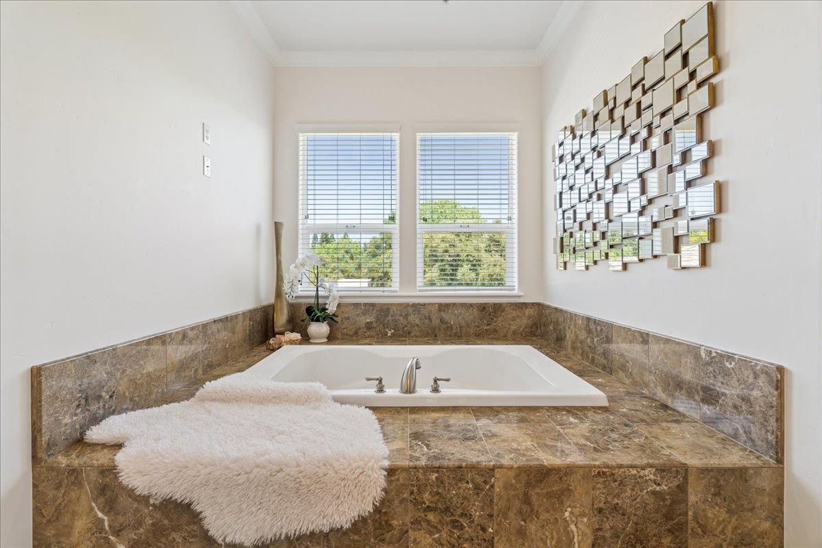 8625 Laurel Mist Court