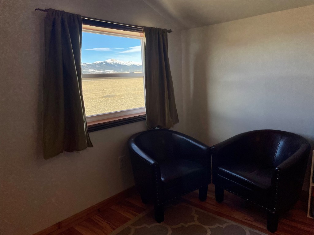 182 Western Bee LANE