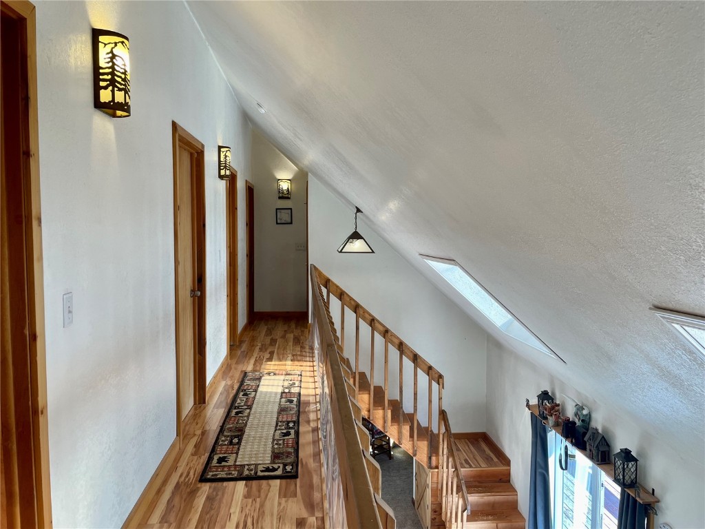 182 Western Bee LANE