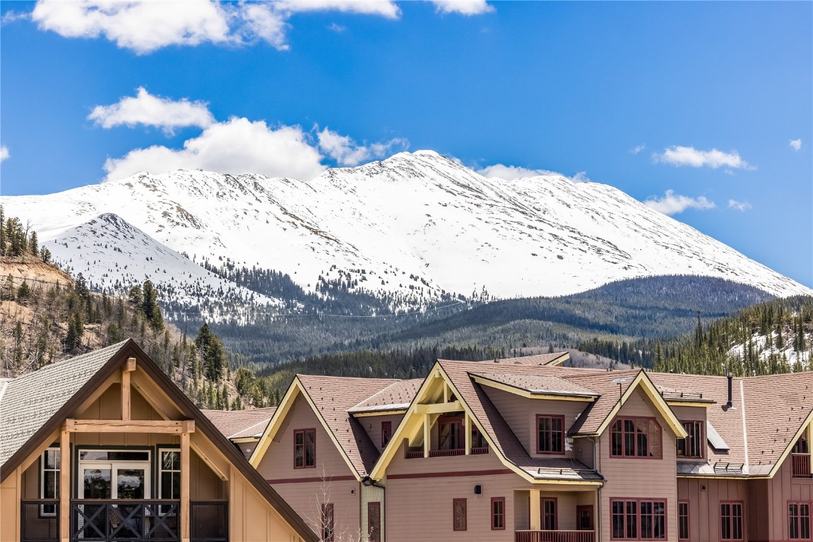 655 S Park AVENUE 305