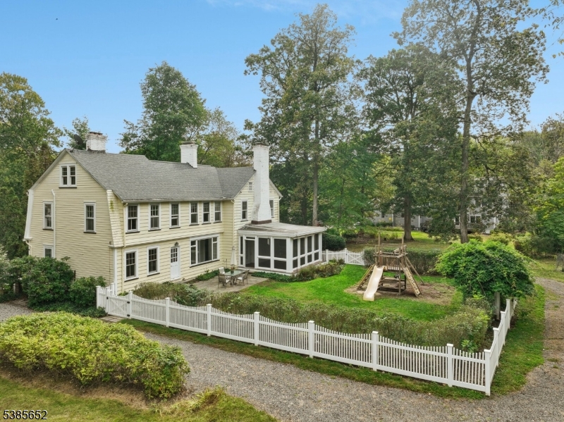 9 Wren Ct