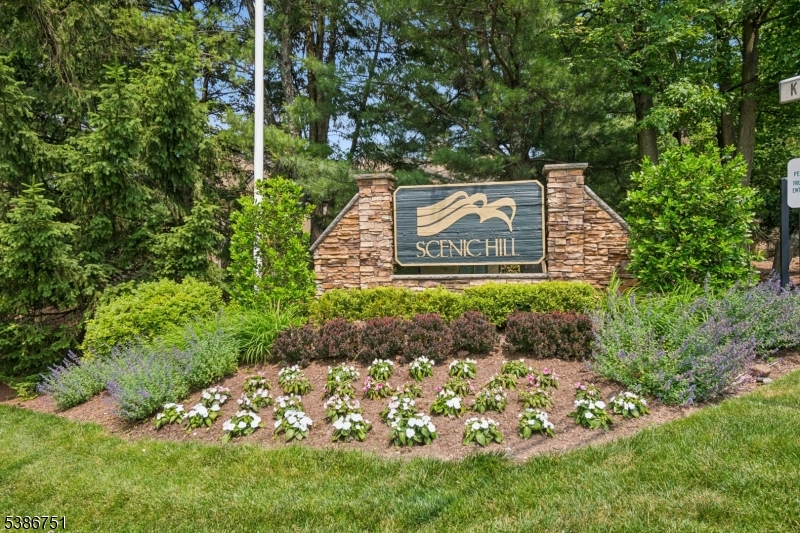 16 Buchanon Ct