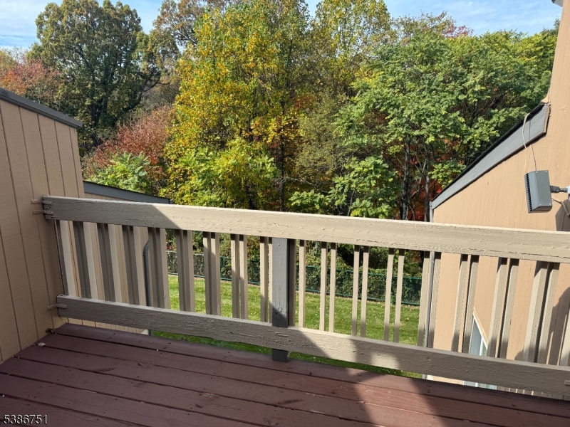 16 Buchanon Ct