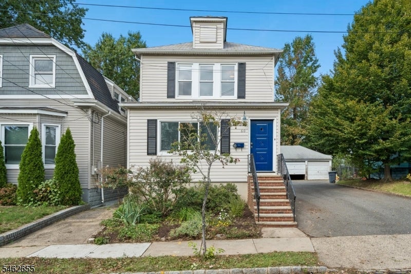 60 Franklin Ave