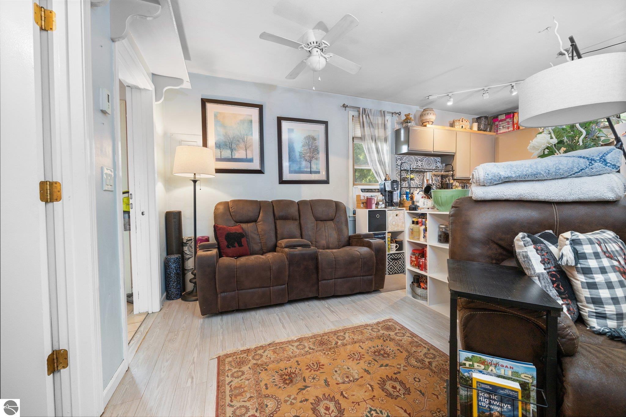 308 W Cayuga