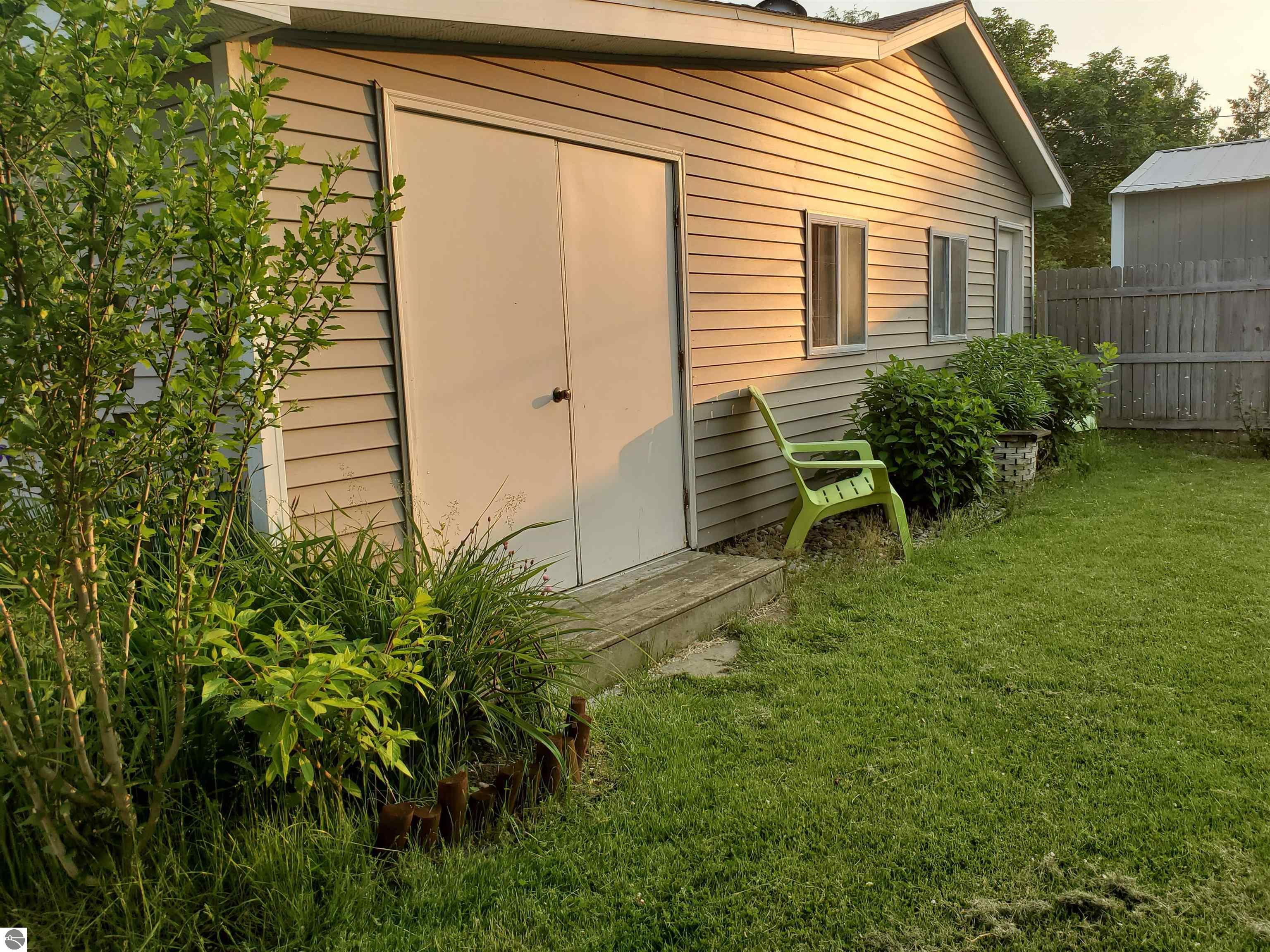 212 Lake