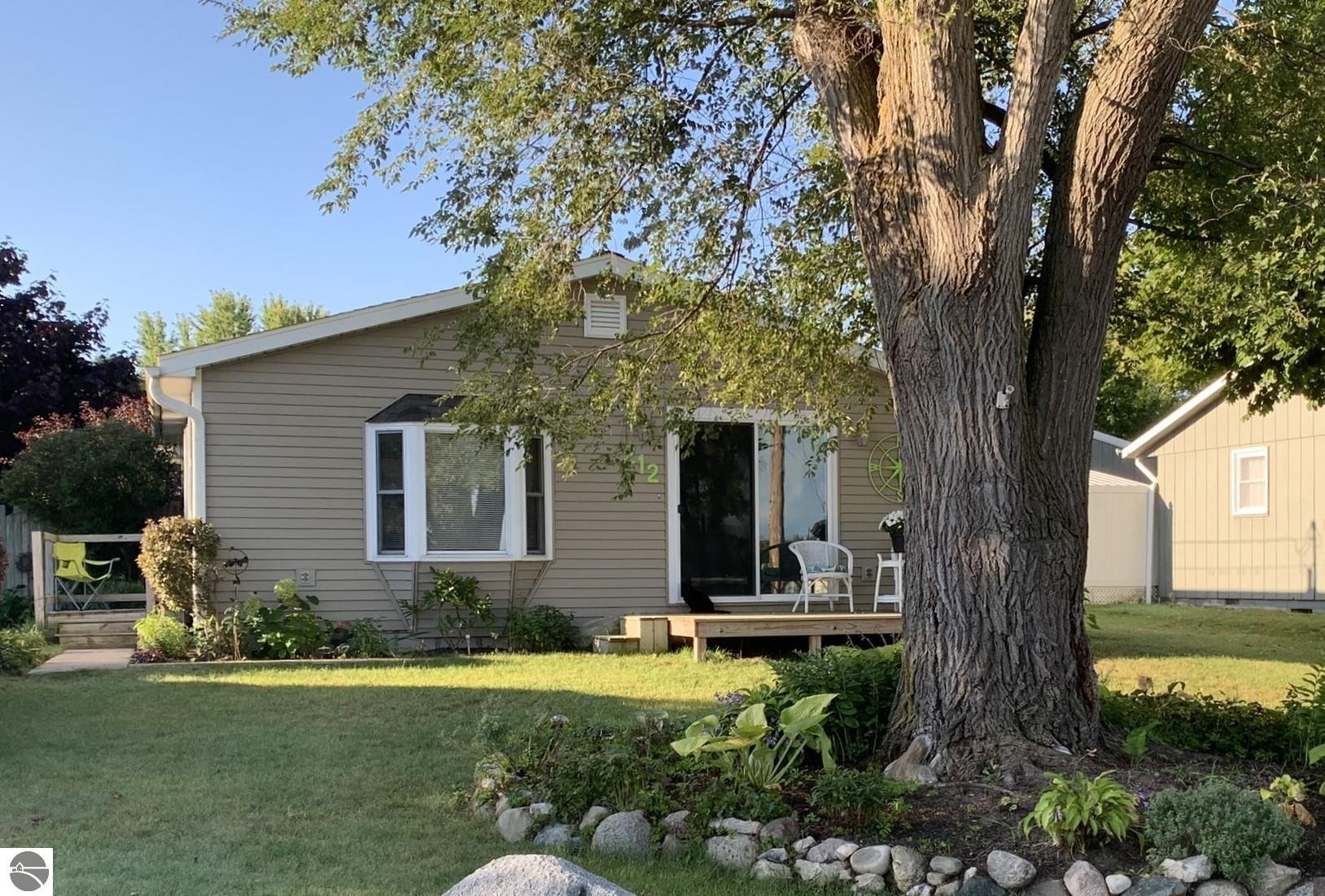 212 Lake