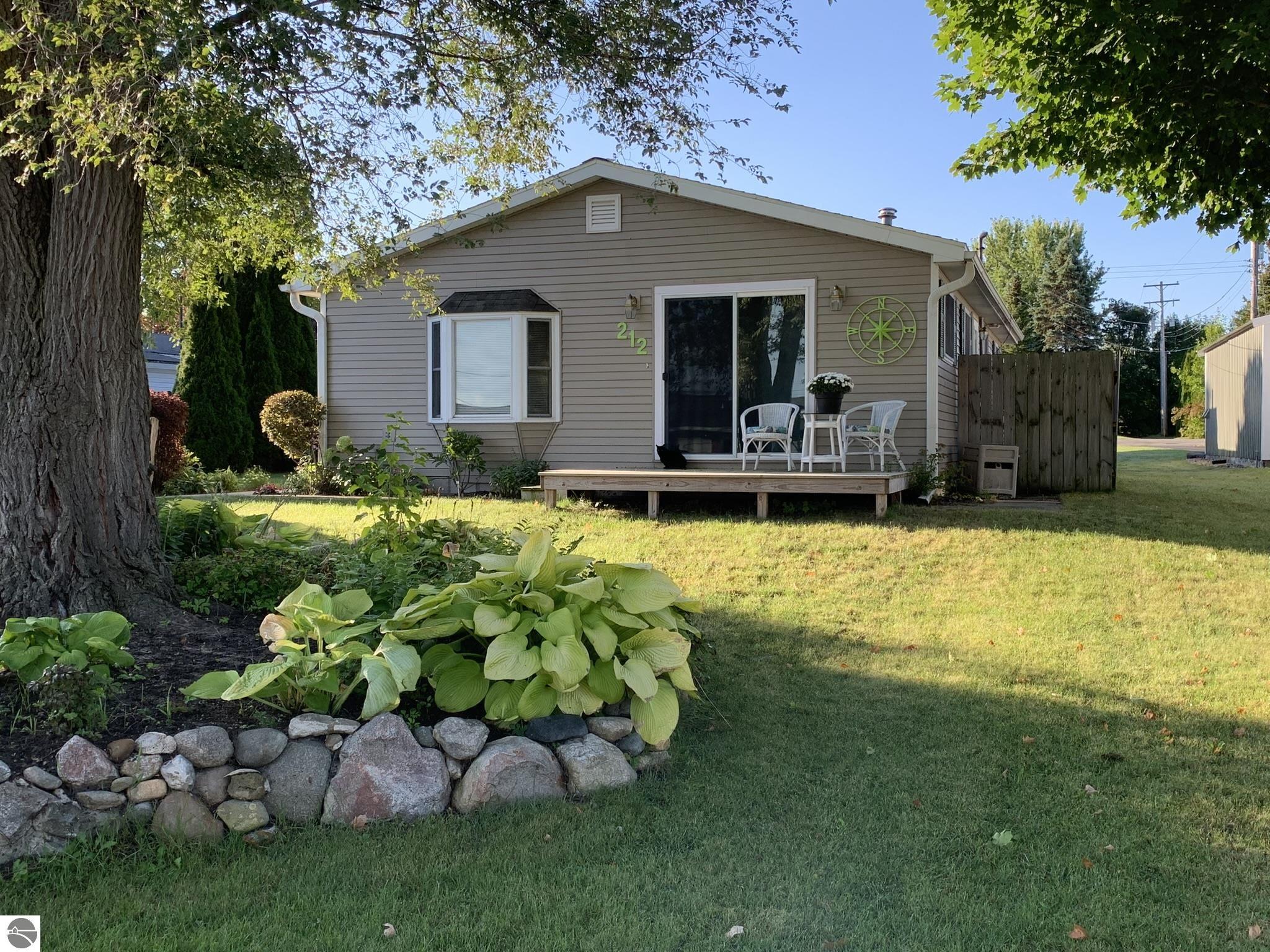 212 Lake