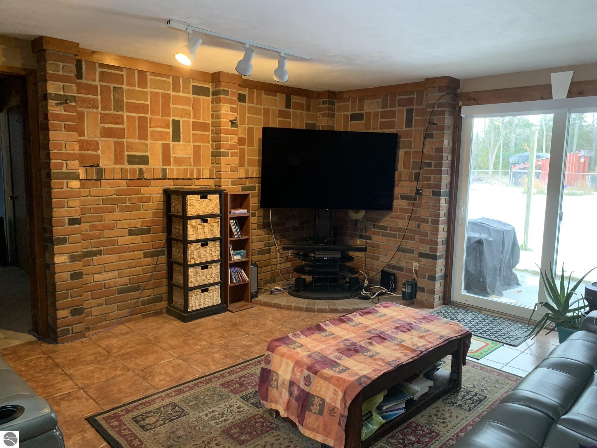 8615 Rapid City Road