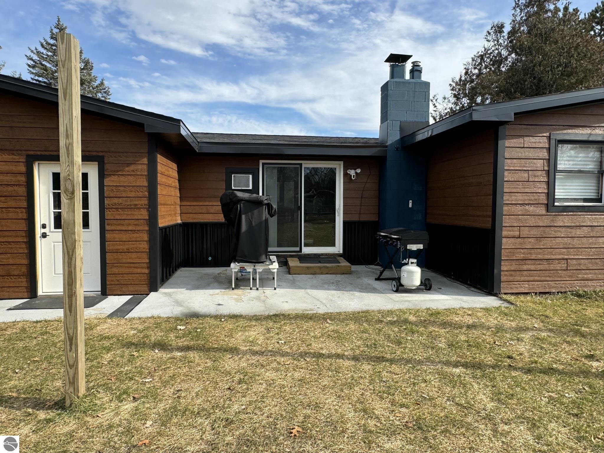 8615 Rapid City Road