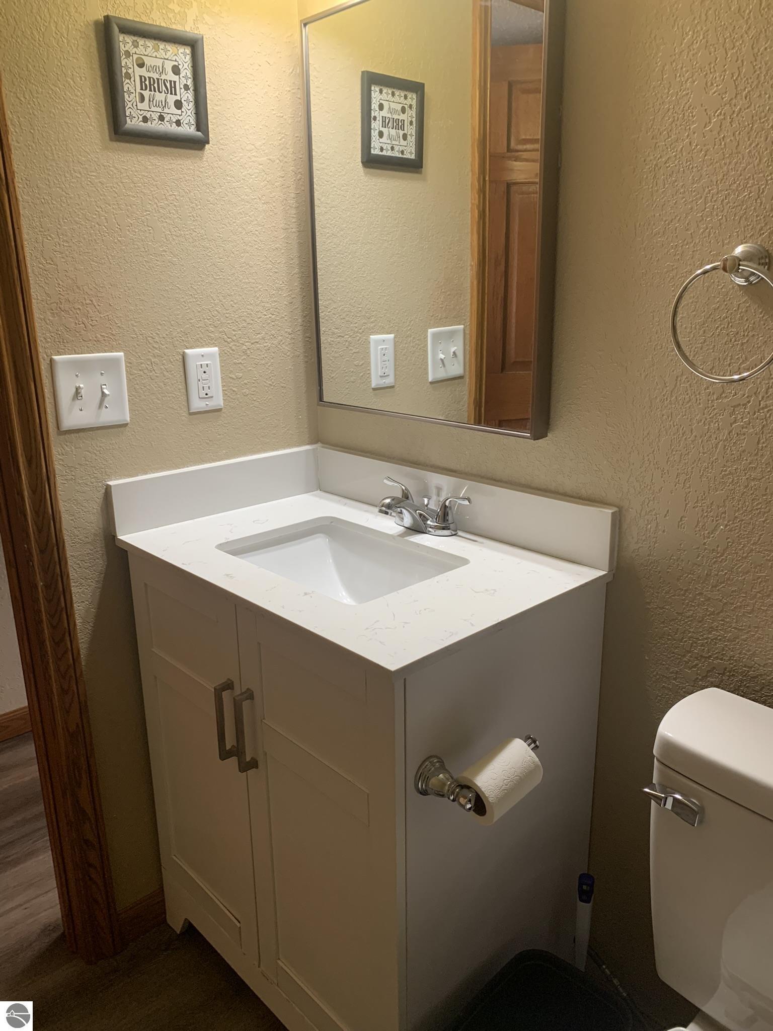 5085 Wintergreen Trail
