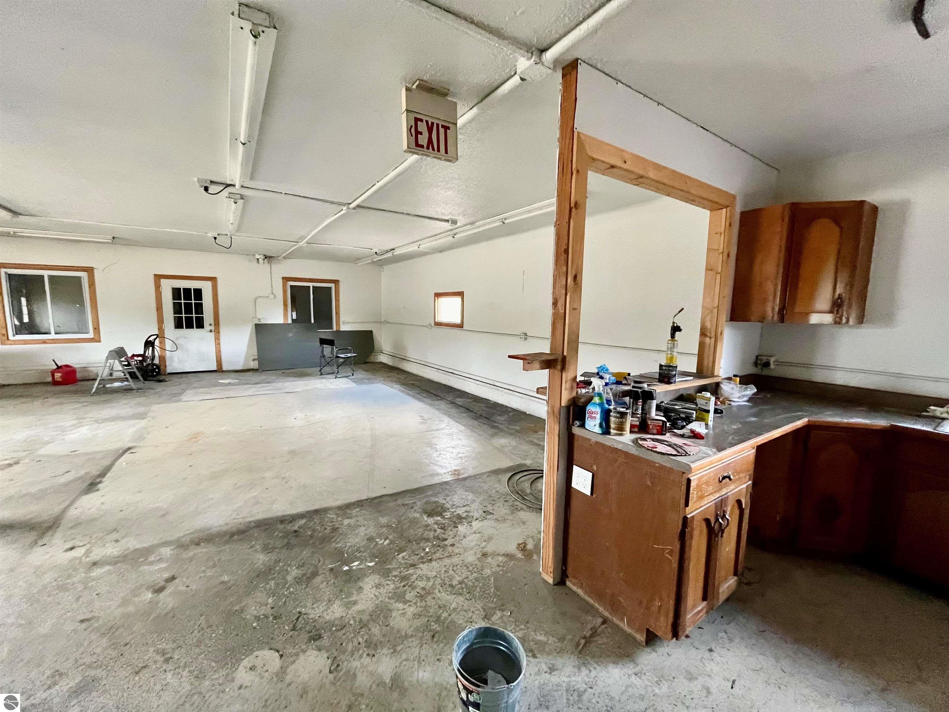 8900 Bailey Road