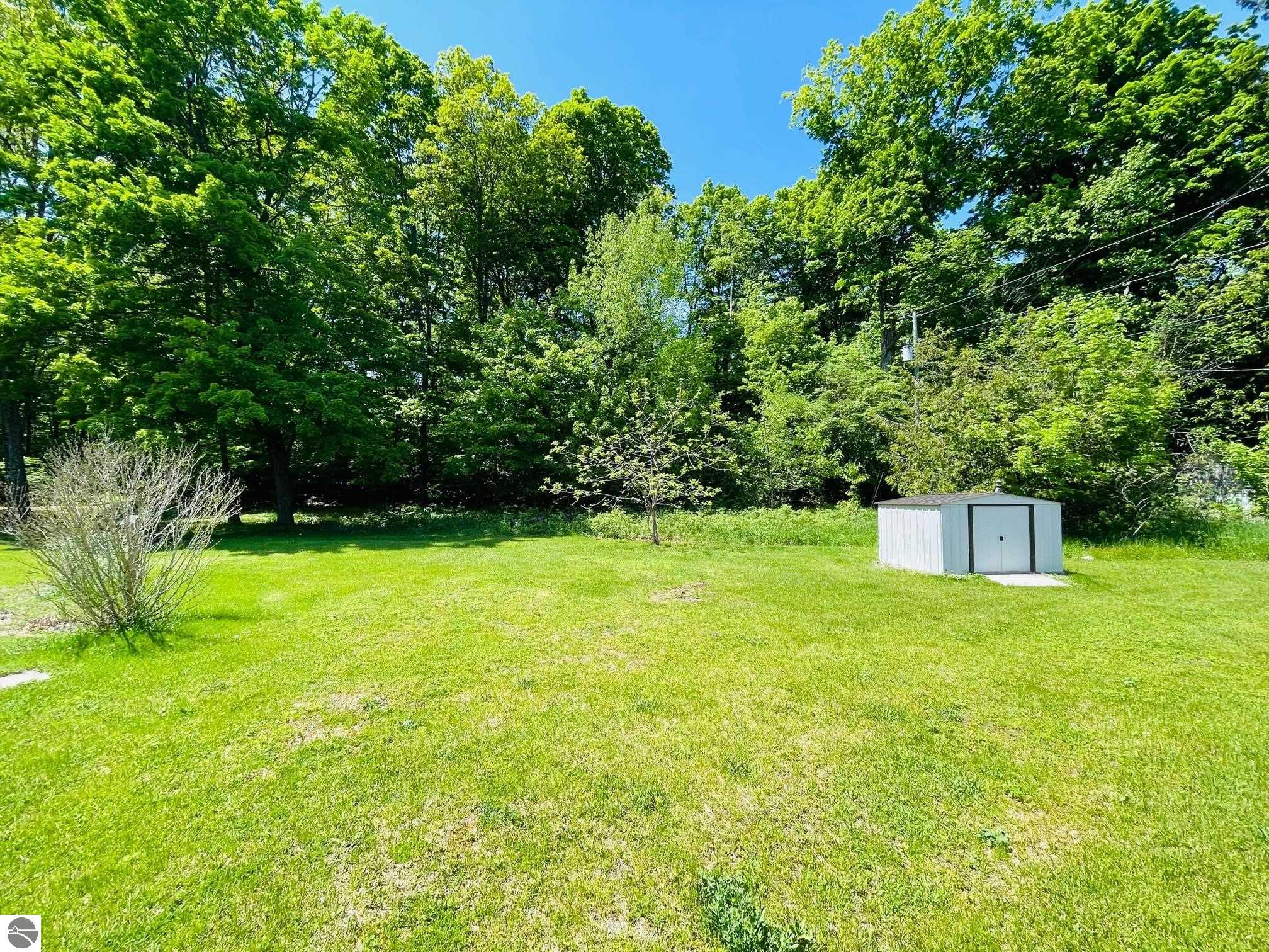 2915 N US-31 N
