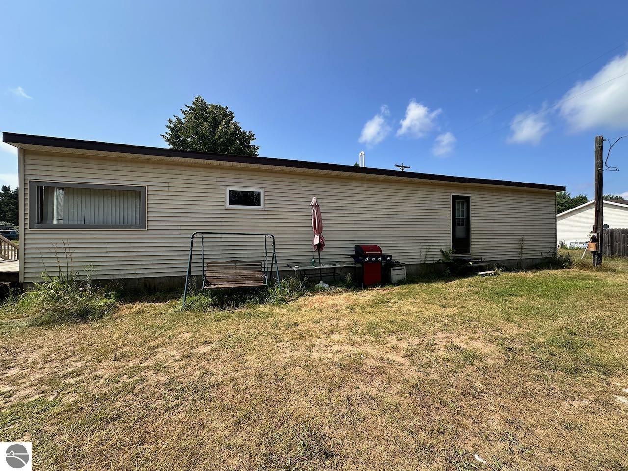 8872 Valley Road, Nw