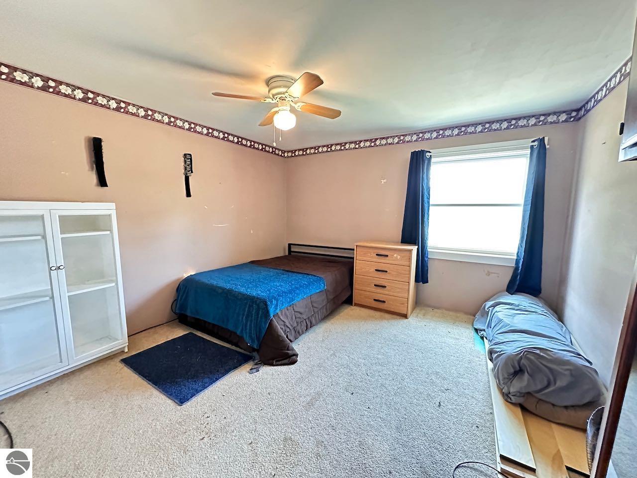 8872 Valley Road, Nw