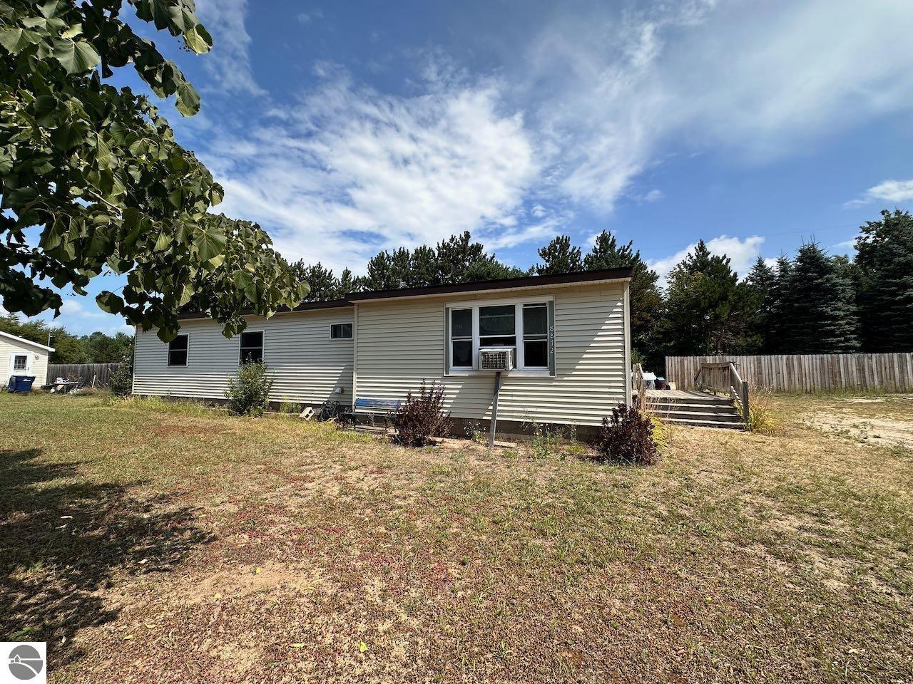 8872 Valley Road, Nw