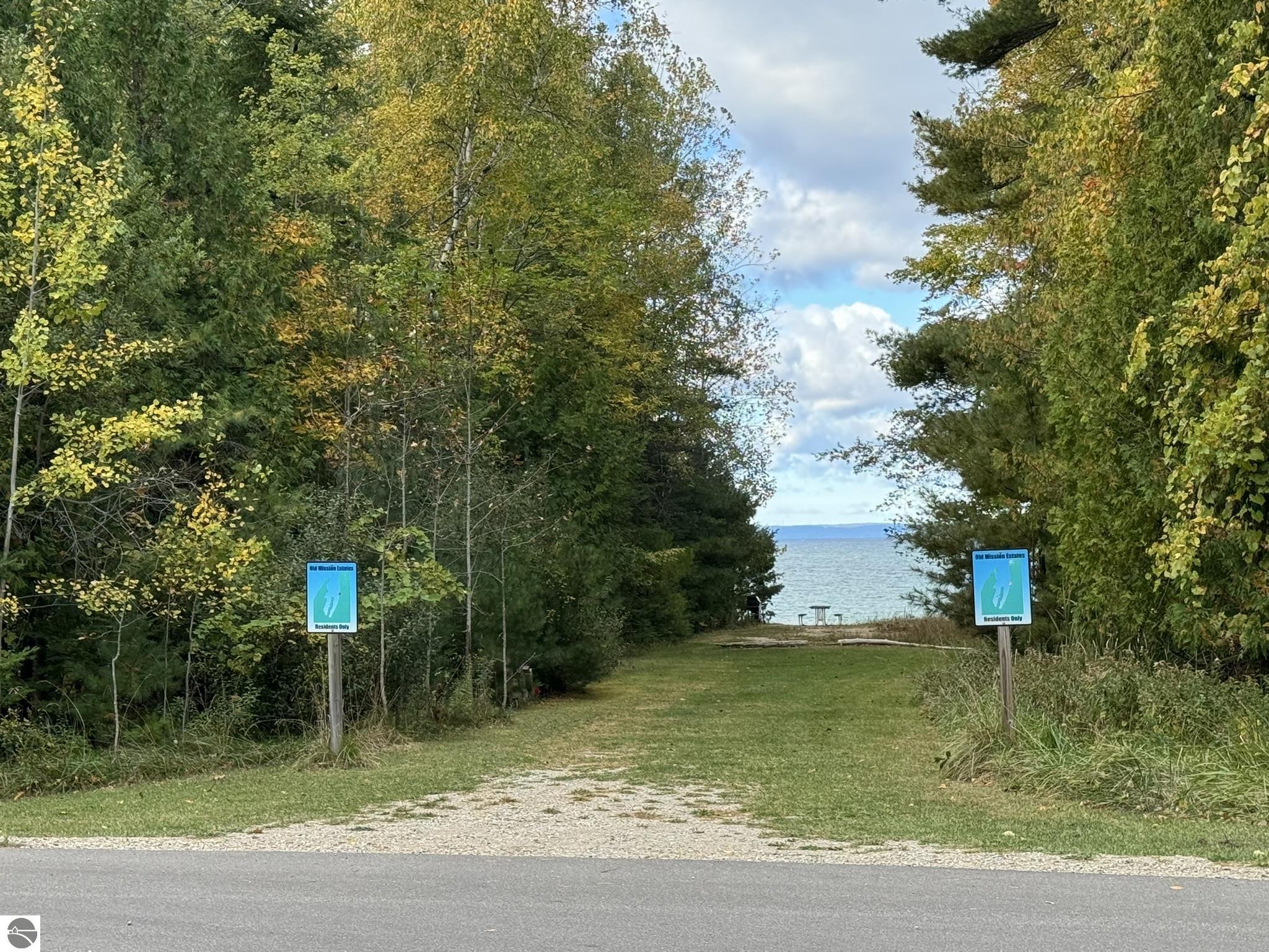 000 Was-Wa-Gun Trail