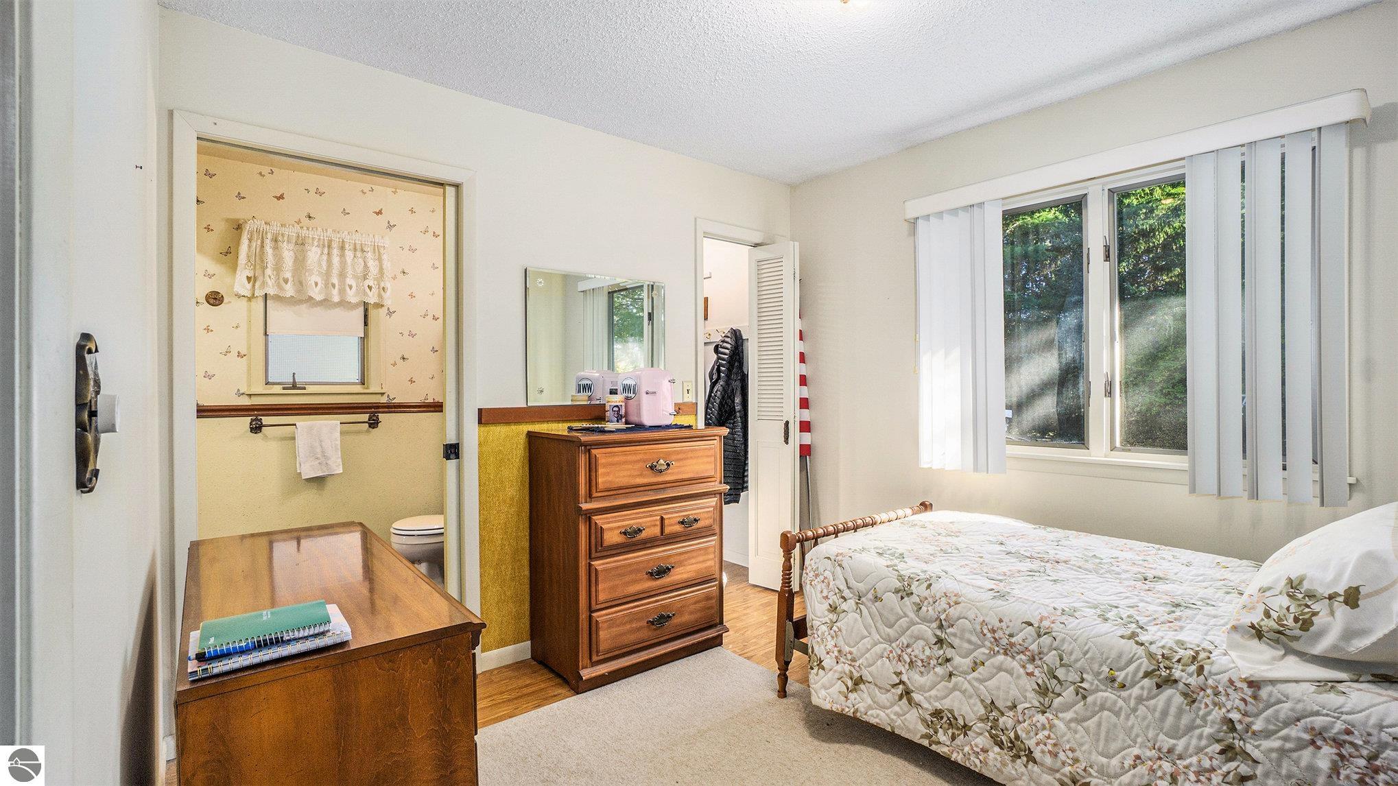 1068 Carlisle Road